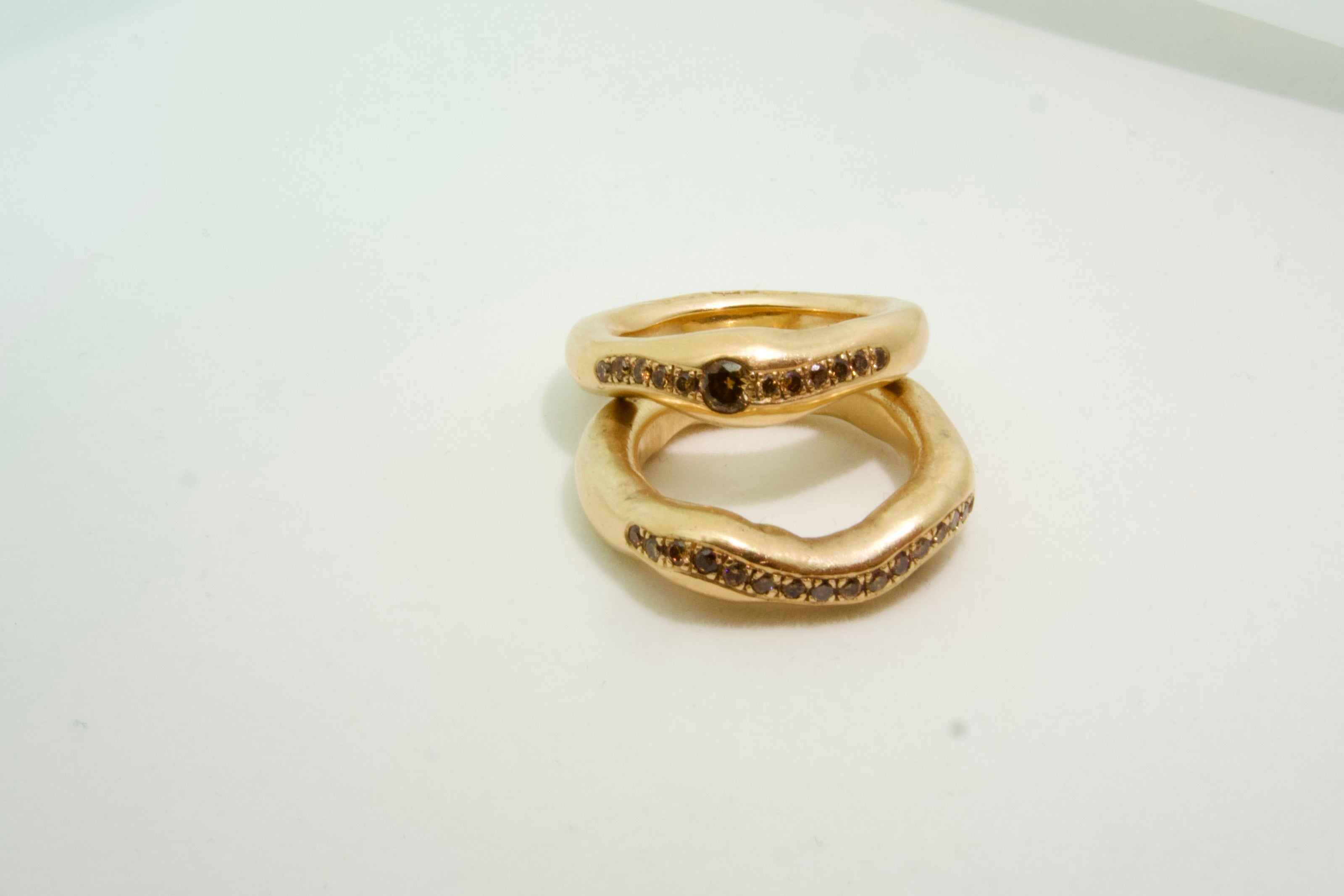 Multifunc. Gold Rings Flow Soft Chunky